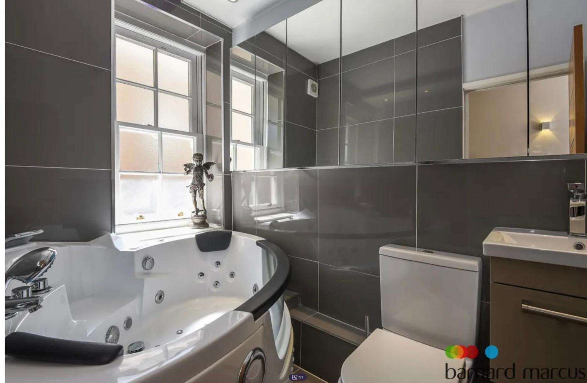 Covent Garden Two Bedroom Flat 伦敦 外观 照片