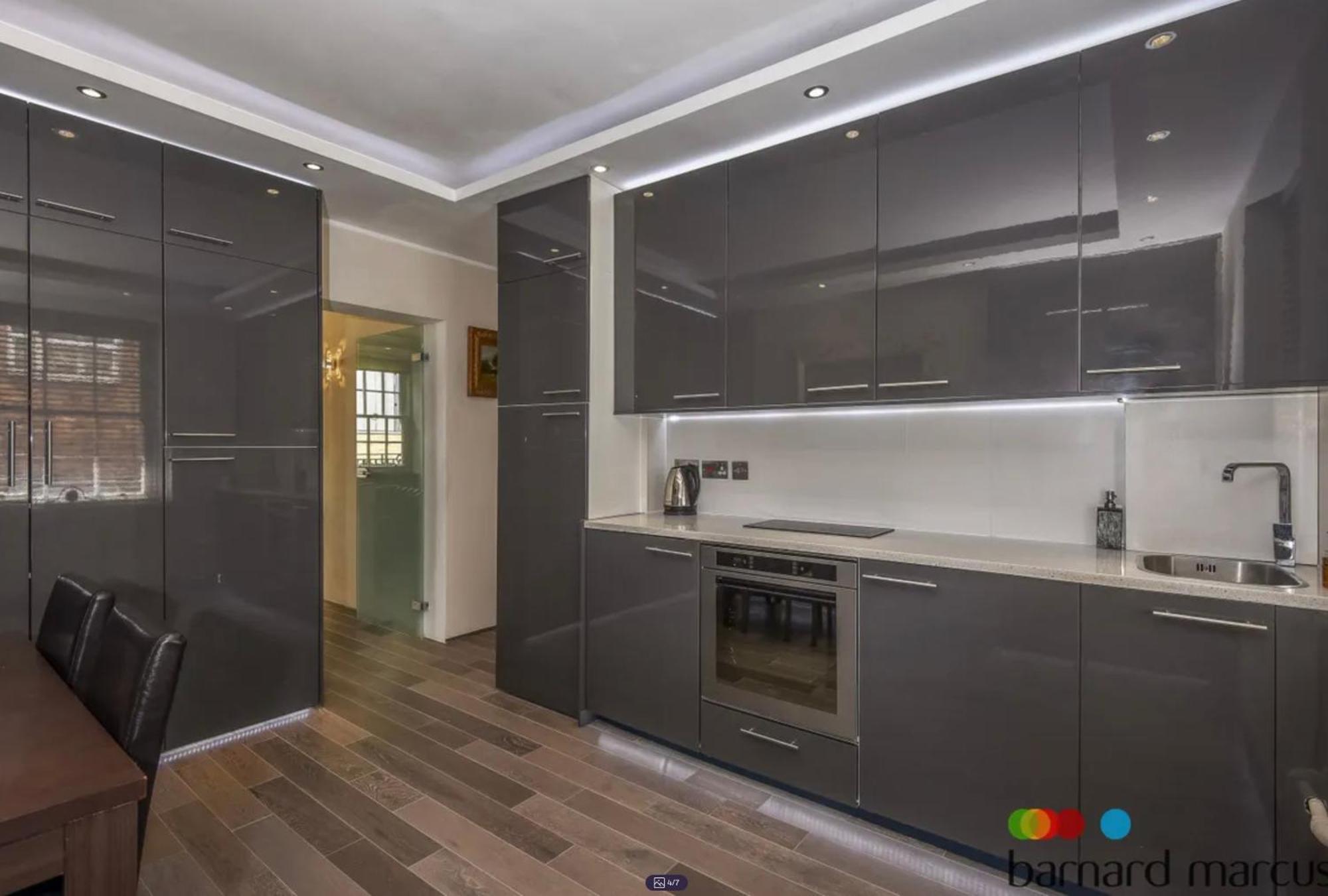 Covent Garden Two Bedroom Flat 伦敦 外观 照片