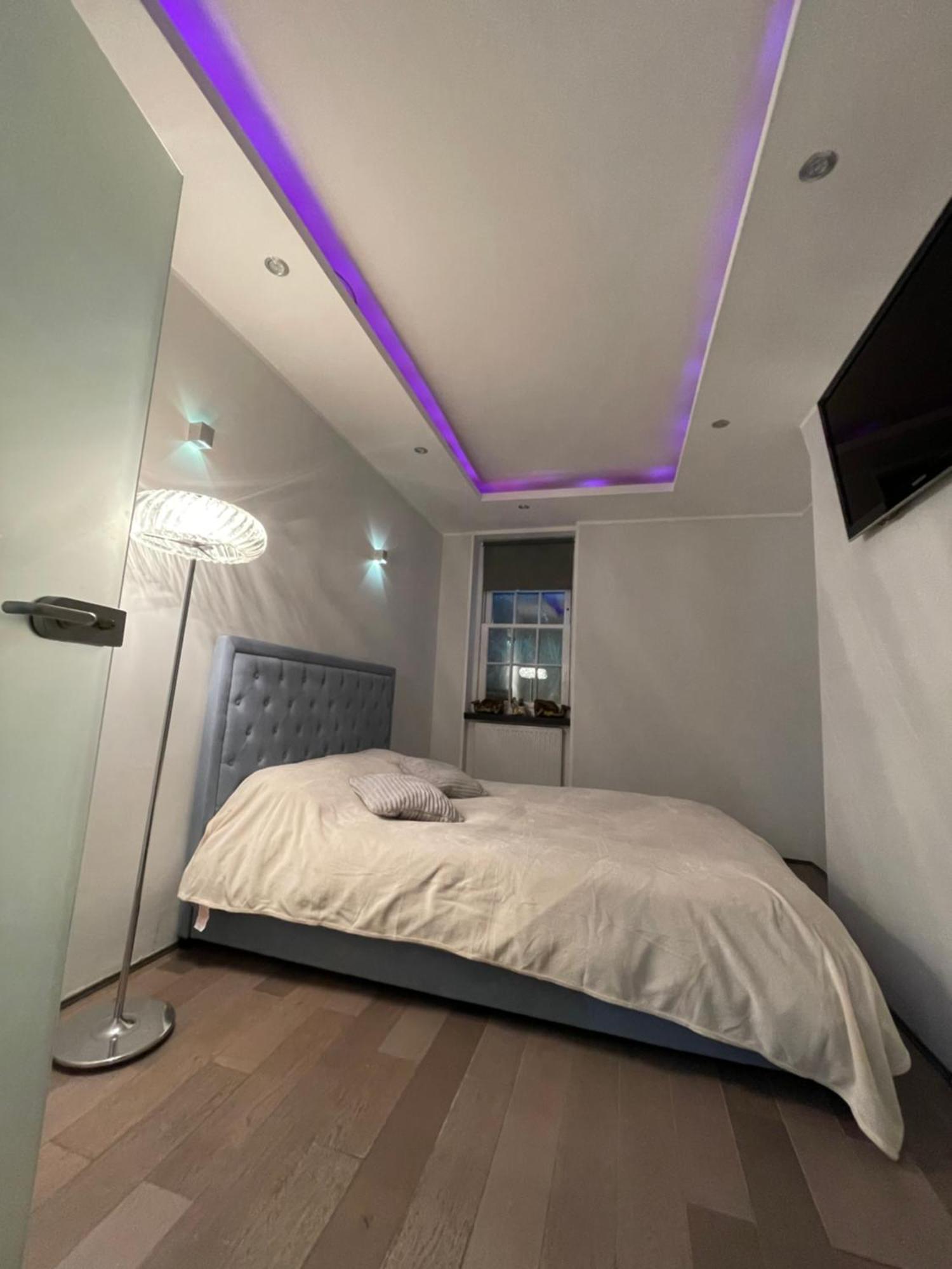 Covent Garden Two Bedroom Flat 伦敦 外观 照片